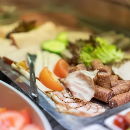 Alter Ackerbuergerhof 3*